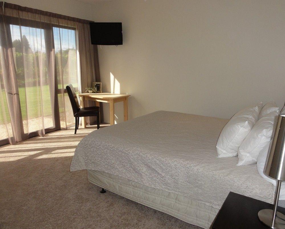 Mapua Pine Hill Lodge In Vineyard מראה חיצוני תמונה